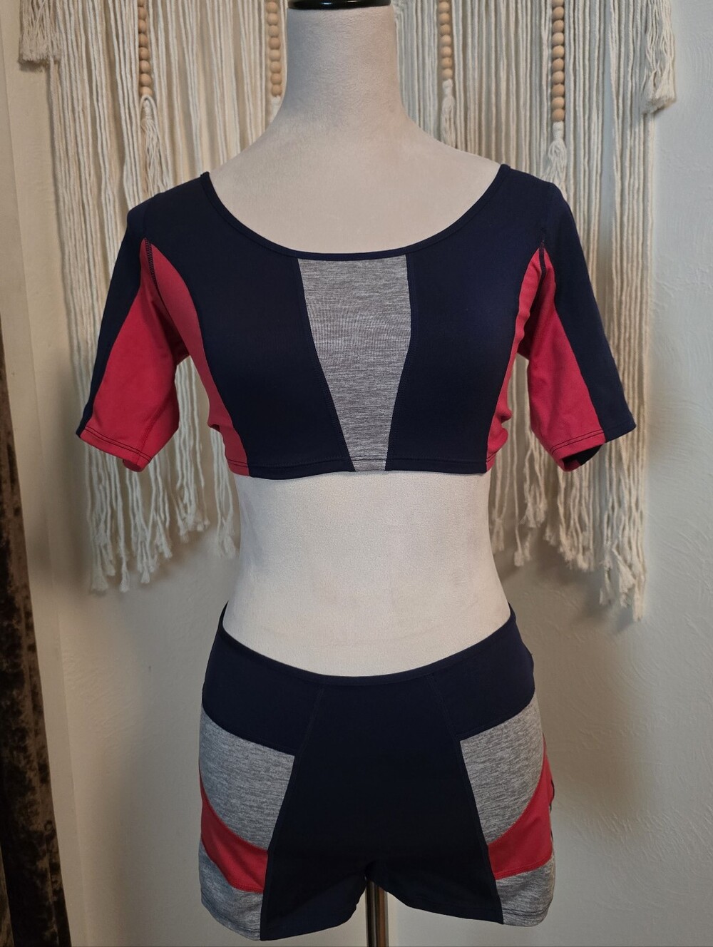 Free People Colorblock Active Crop Top & Shorts Set - Picture 2 of 9